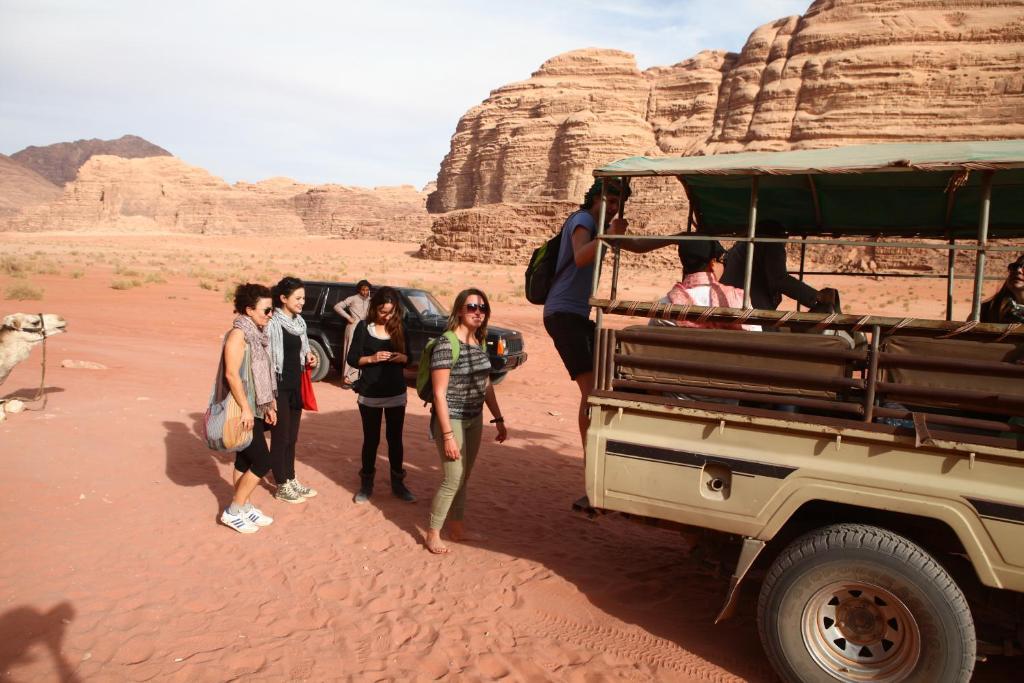 Bedouin Expedition Wadi Rum Ngoại thất bức ảnh